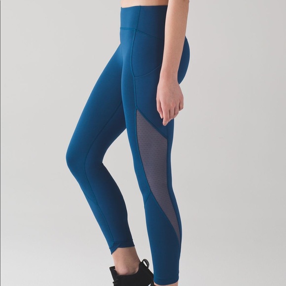 lululemon athletica Pants - Lululemon Sole Training 7/8 Tight